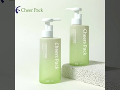 تصميم جديد حاويات مستحضرات التجميل 150 مل/500 مل حزمة العناية بالبشرة زجاجة بيتر بيضاء مع مستحضر