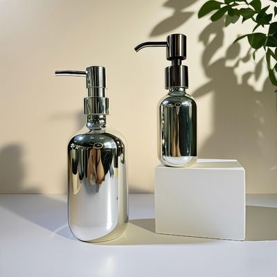 زجاجة حيوانات أليفة فاخرة بسعة 100 مل وشكل قنبلة للعناية بالشعر والعناية بالبشرة، مصل، شامبو، غسول الجسم، كريم الوجه