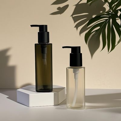 زجاجة بلاستيكية مربعة الشكل من البولي إيثيلين تيرفثالات مع ختم مضخة ضغط لتعبئة مستحضرات التجميل والعناية الشخصية بألوان مخصصة